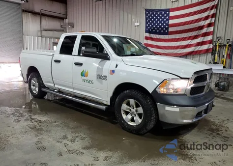 2015 Ram 1500 St z USA, uszkodzony, nr VIN 1C6RR7FG8FS703909
